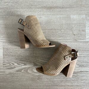 Altar'd State Tan Block Heel Peep-Toe
